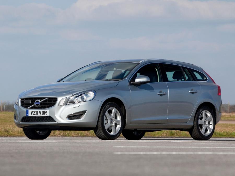  Volvo V60 DRIVe 2011 года  (UK) (фото 4 из 6)